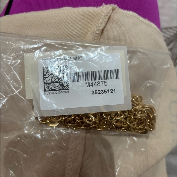Louis Vuitton Gold Chain Crossbody Bag - Picture 1 of 3